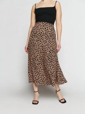 Reformation Bea Skirt in Bobcat